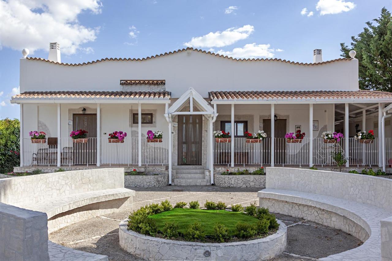 B&B Barletta Acasamia Con Parcheggio Privato Εξωτερικό φωτογραφία
